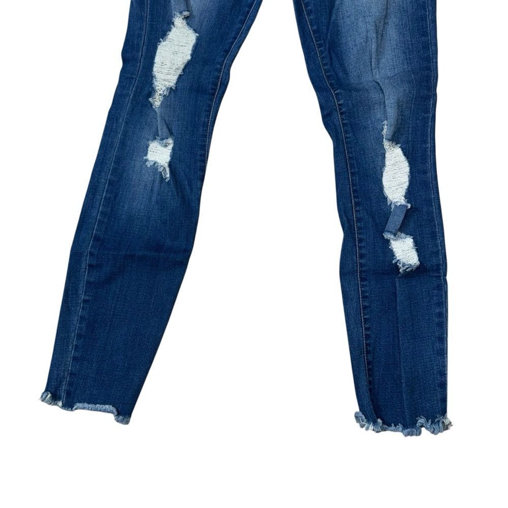 refuge Dark Wash Blue Skinny Distressed Stretchy Jeans with pockets size 6 - Picture 6 of 12